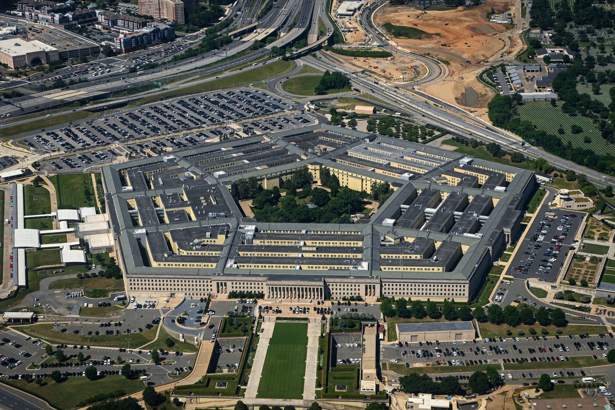 Senate Democrats Block Defense Bill Over War in Iran