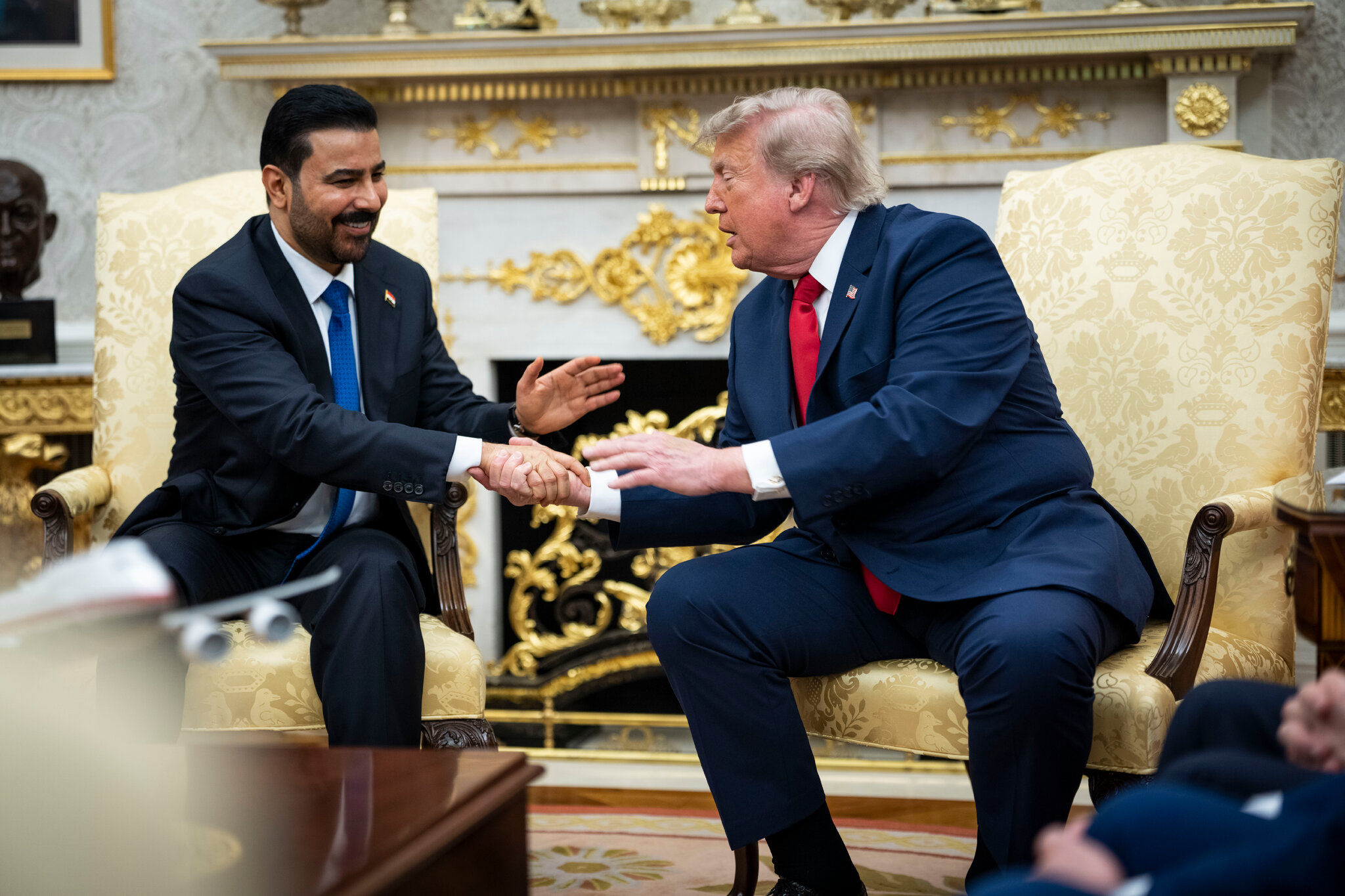 ‘We Love Iraq,’ Trump Tells New Prime Minister in Oval Office Meeting