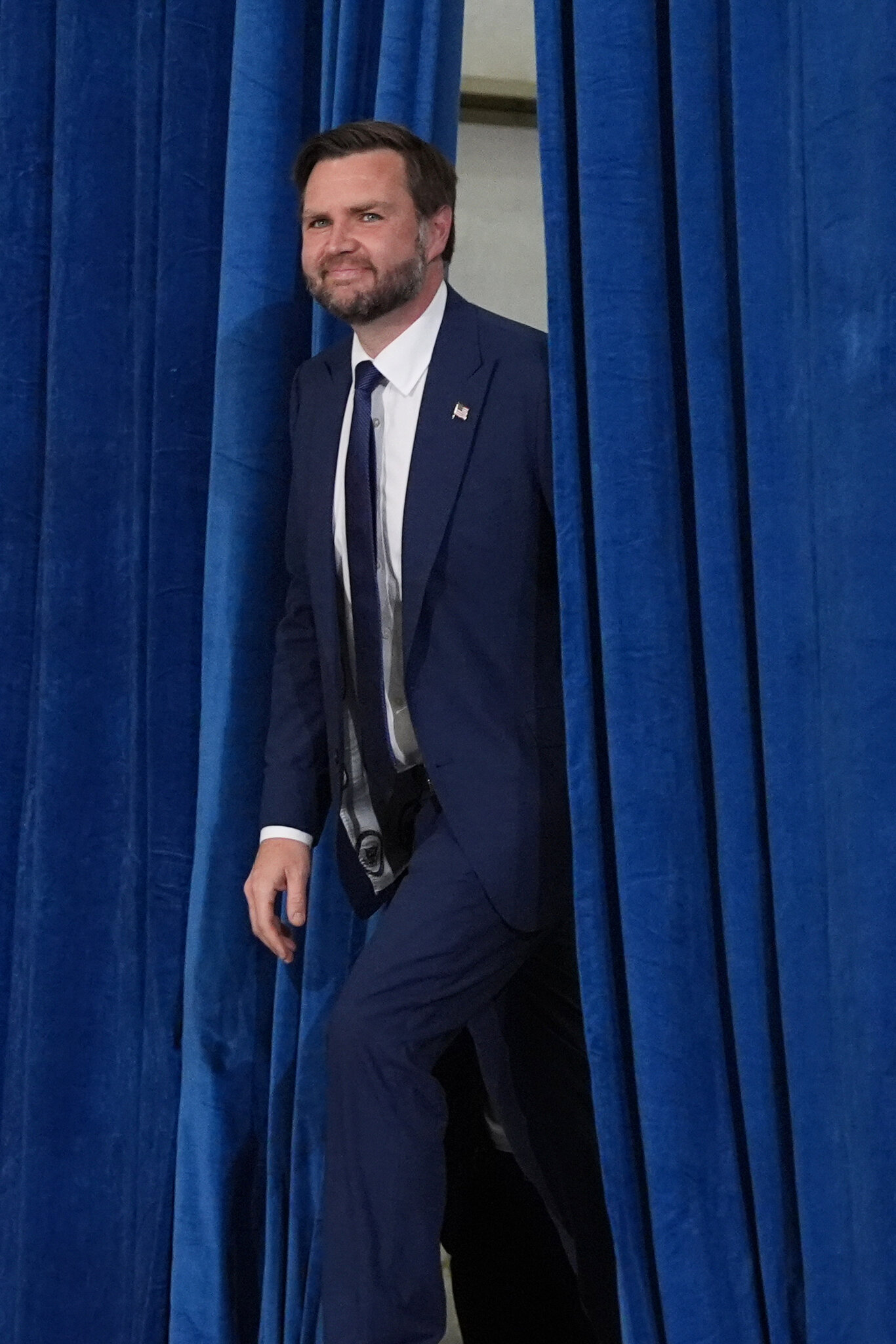 Iran, Epstein, Space Travel: 5 Takeaways From JD Vance’s Interview With Joe Rogan