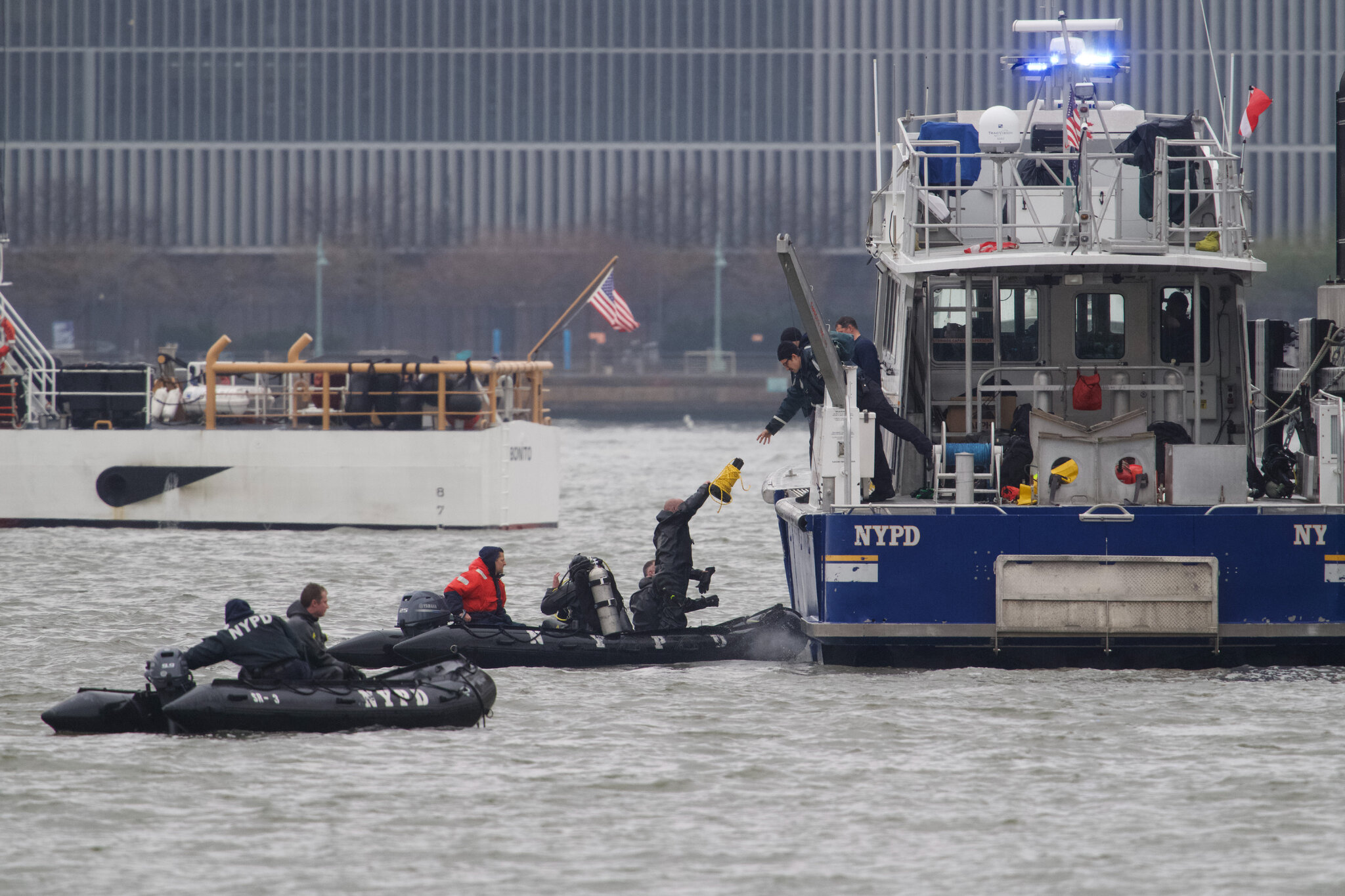 Tourist Helicopter Struck Geese Before Crashing in Hudson River, Documents Show