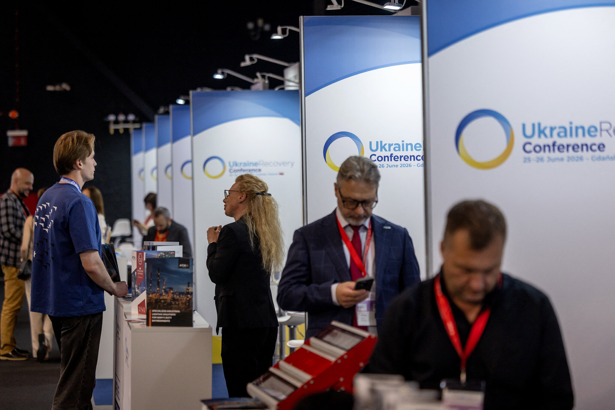 Ukraine Battlefield Momentum Helps Spur Interest in Postwar Investment