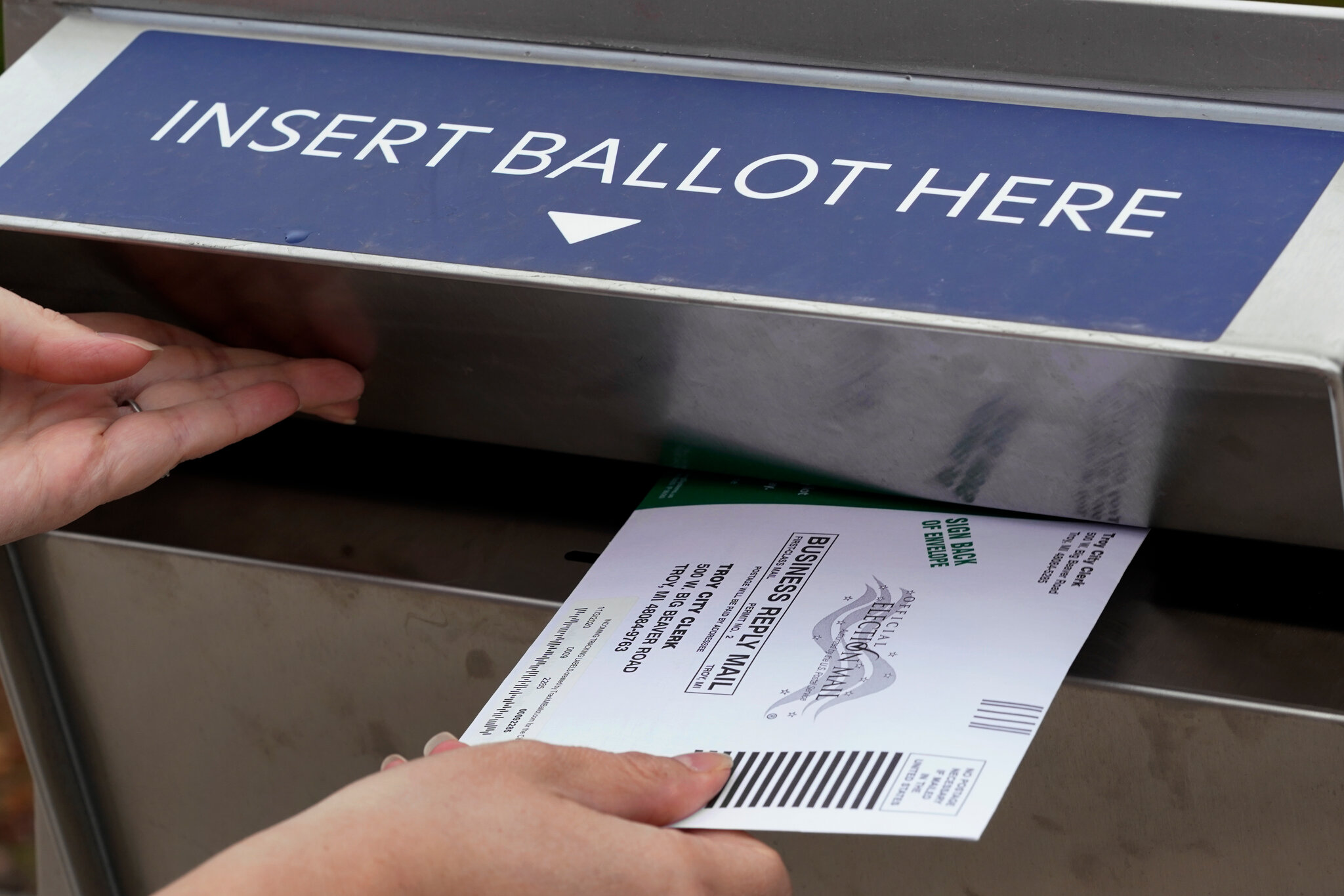 Assessing the Documents: Voter Registration in Michigan
