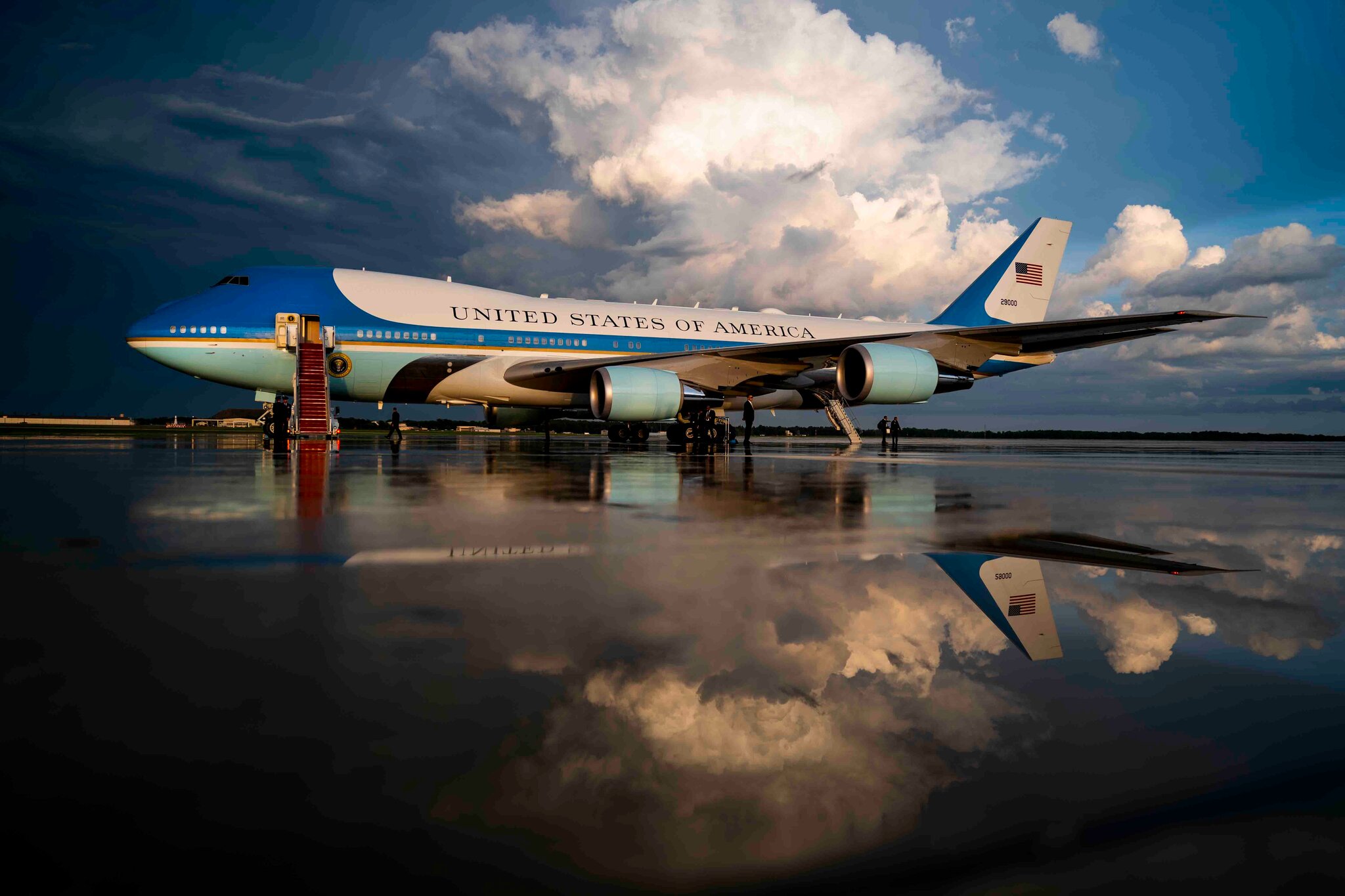 How Presidential Travel Is the Ultimate Expression of Political Power