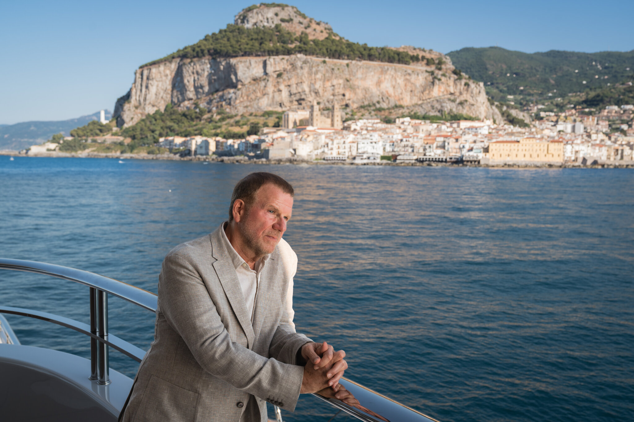 As Trump Scraps With Meloni, His Envoy to Italy Is at Sea