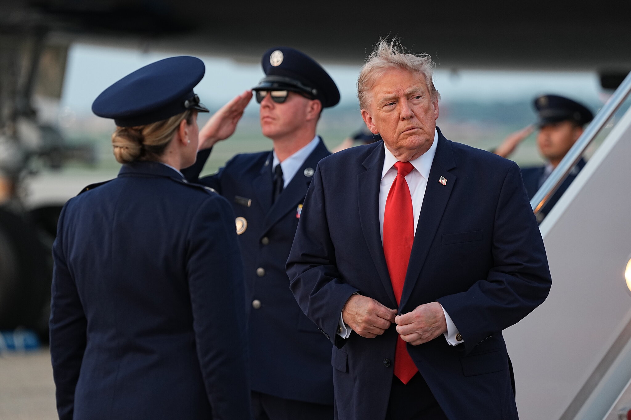 Trump Rejected Nearly 6,000 Clemency Applications Amid Hope of Pardon Wave