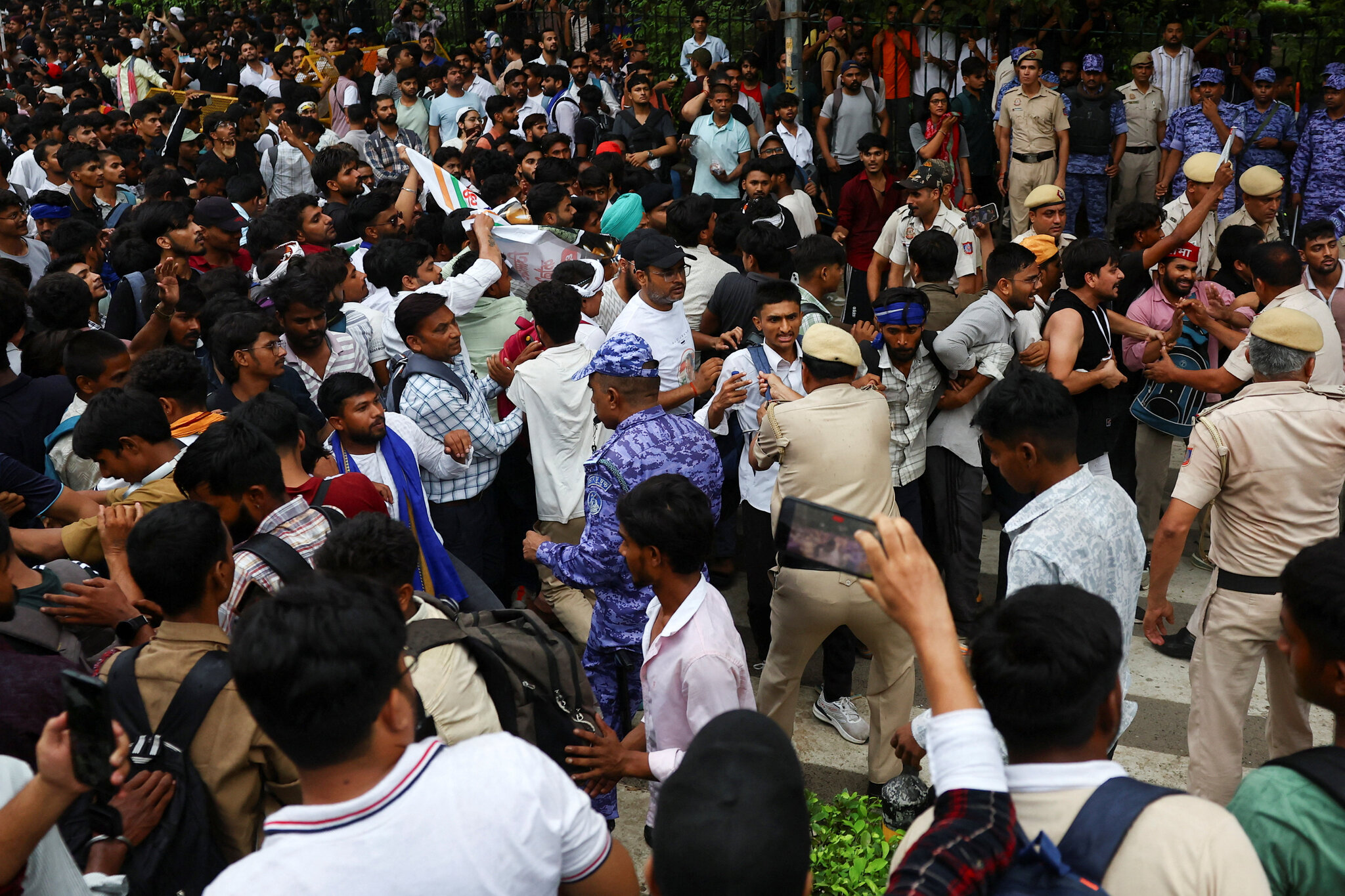 Indian Protesters to March on Parliament Over Exam Scandal