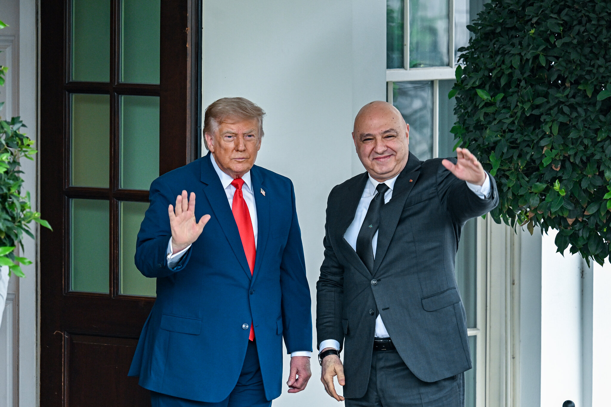 Trump Lifts Ban on Direct Flights to Lebanon