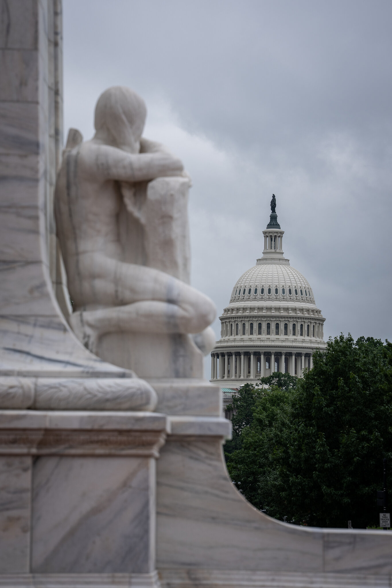 House Adopts $95 Billion G.O.P. Budget for Iran War