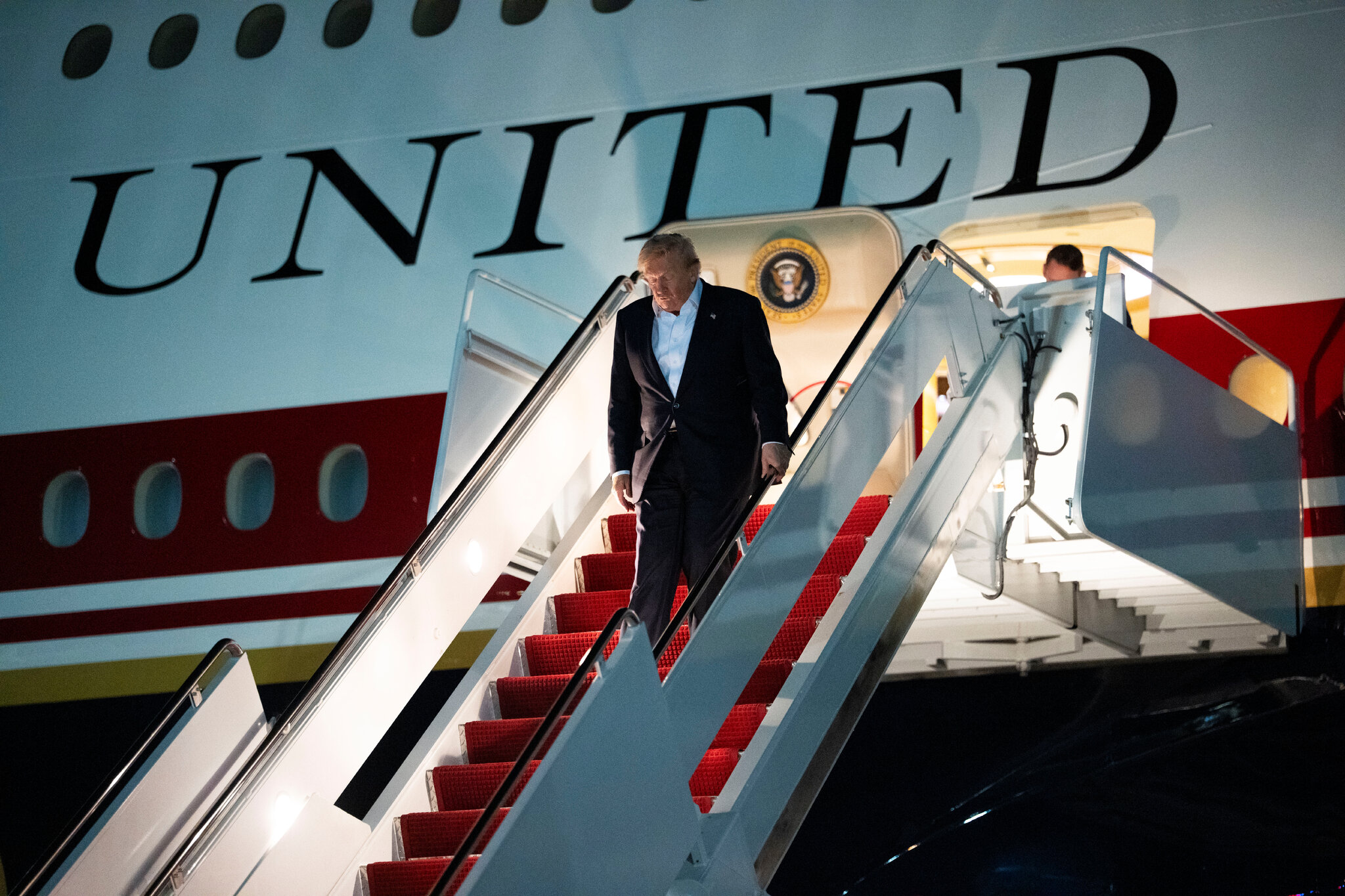 Inside the Rushed Effort to Get Trump His New Air Force One