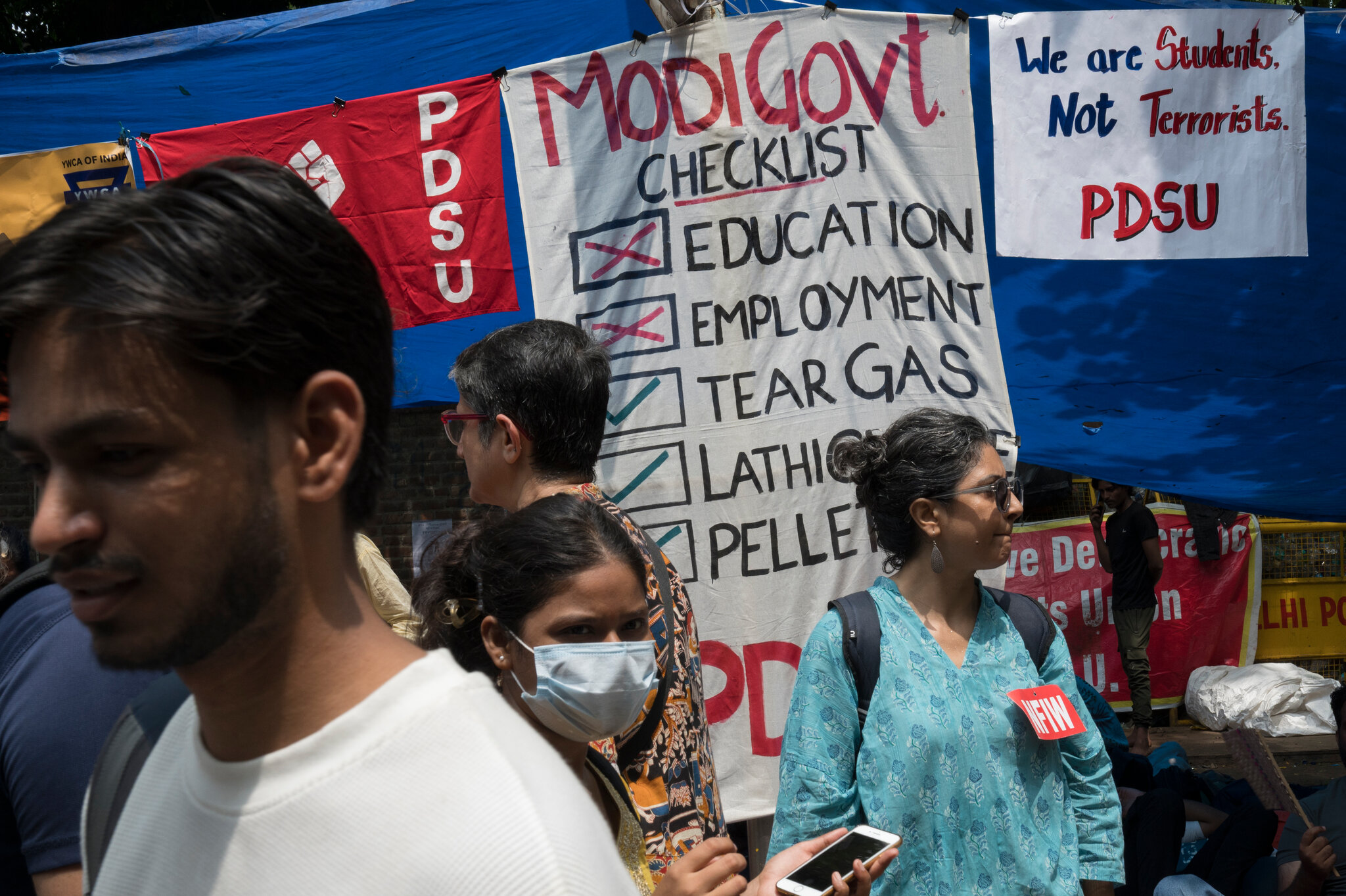 Modi Caught Off Guard as India’s Economic Failings Inflame Young People