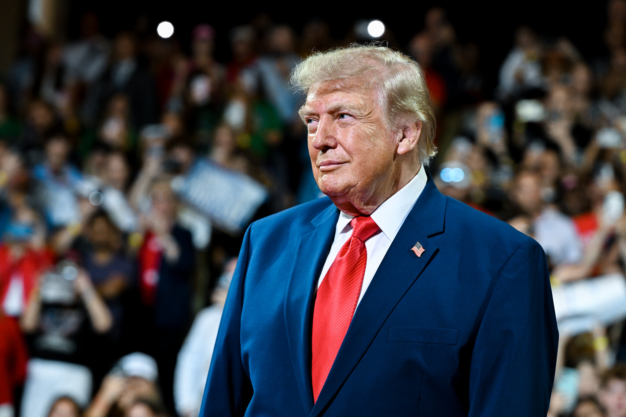 Dispute Over Trump Tariffs Snarls Russia Sanctions Deal