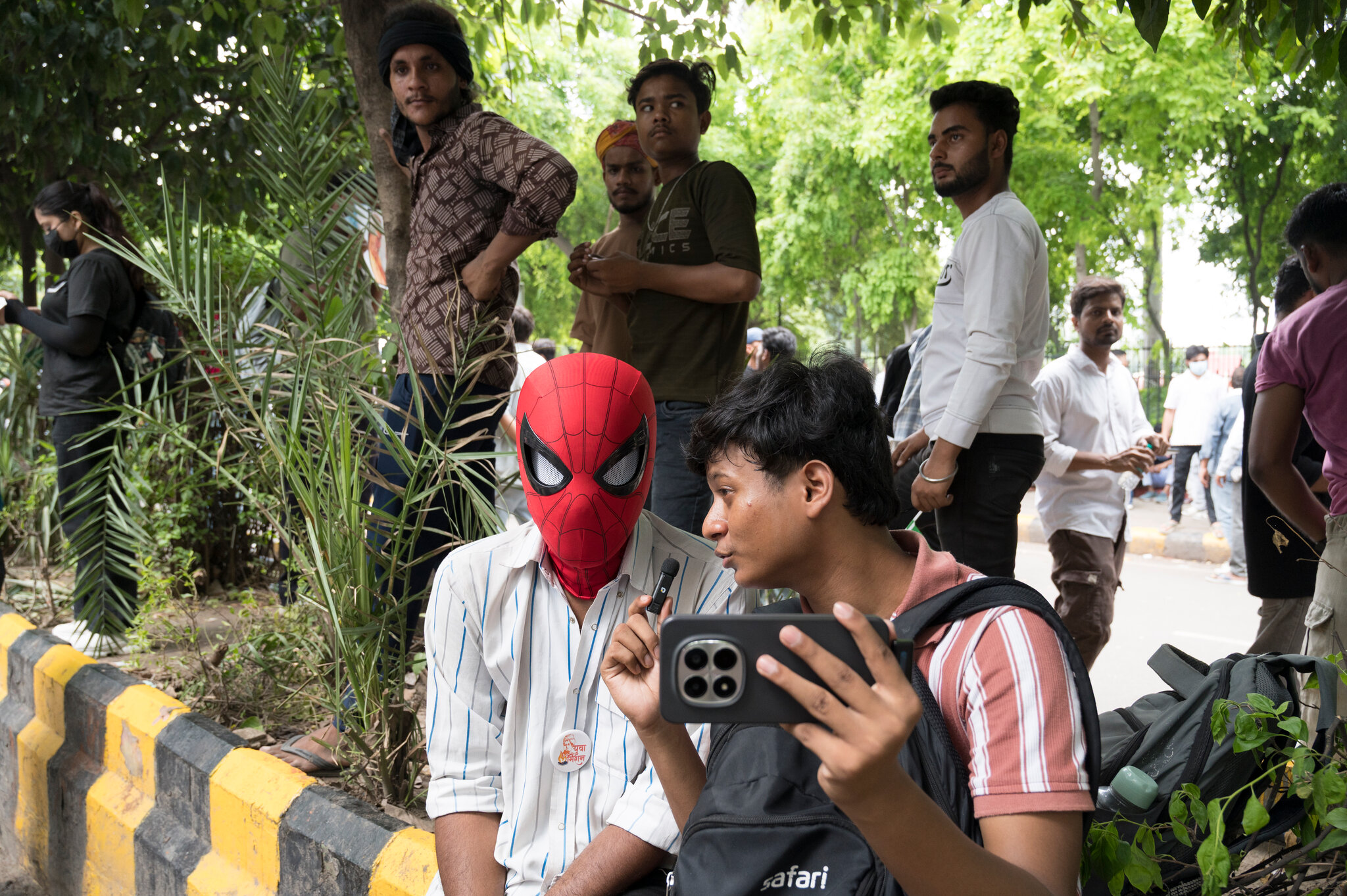 Phones in Hand, India’s Young Protesters Blast Through Modi’s Media Control