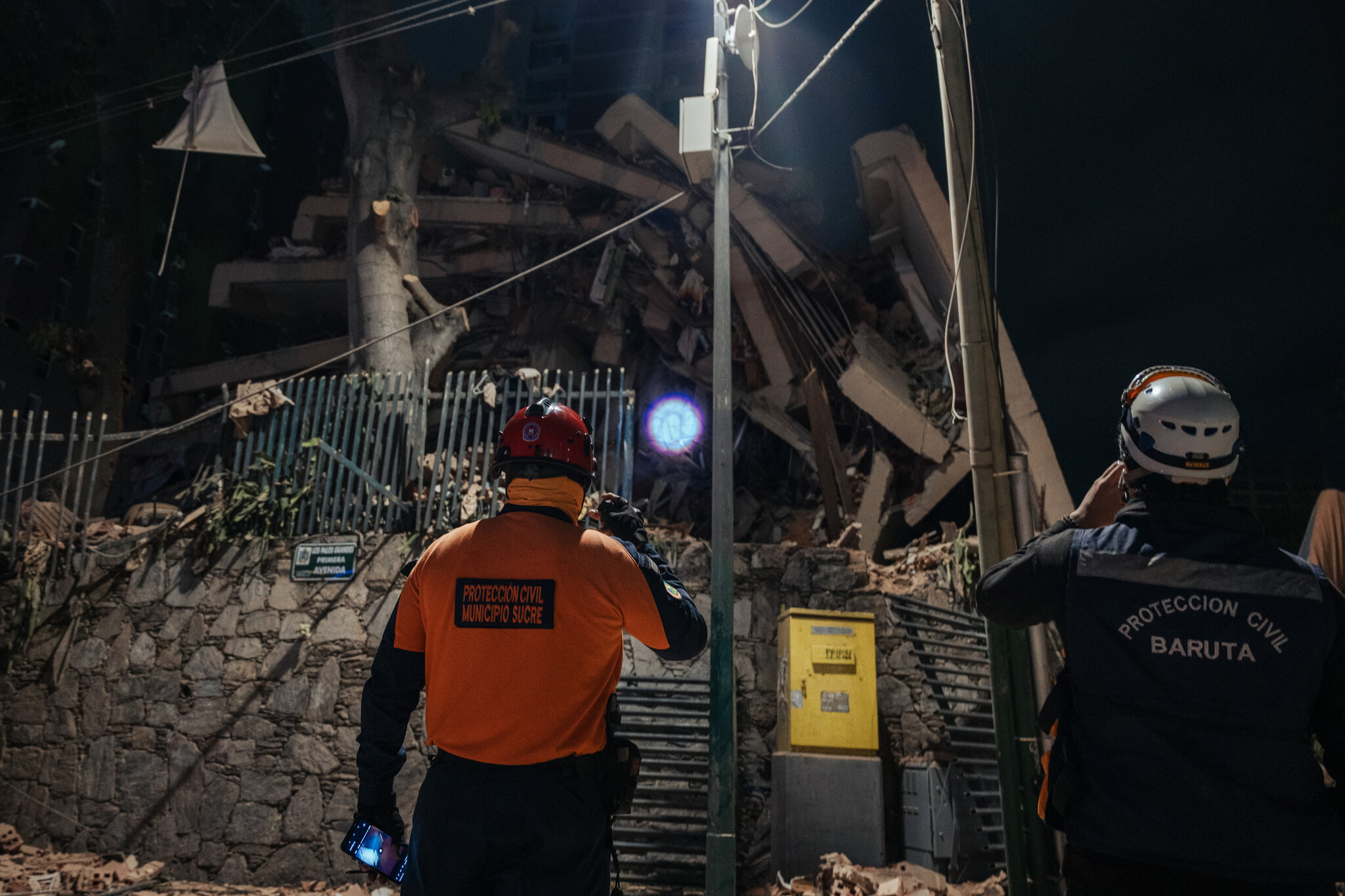 Venezuela Earthquakes Hammer Infrastructure, Making Aid Efforts Harder