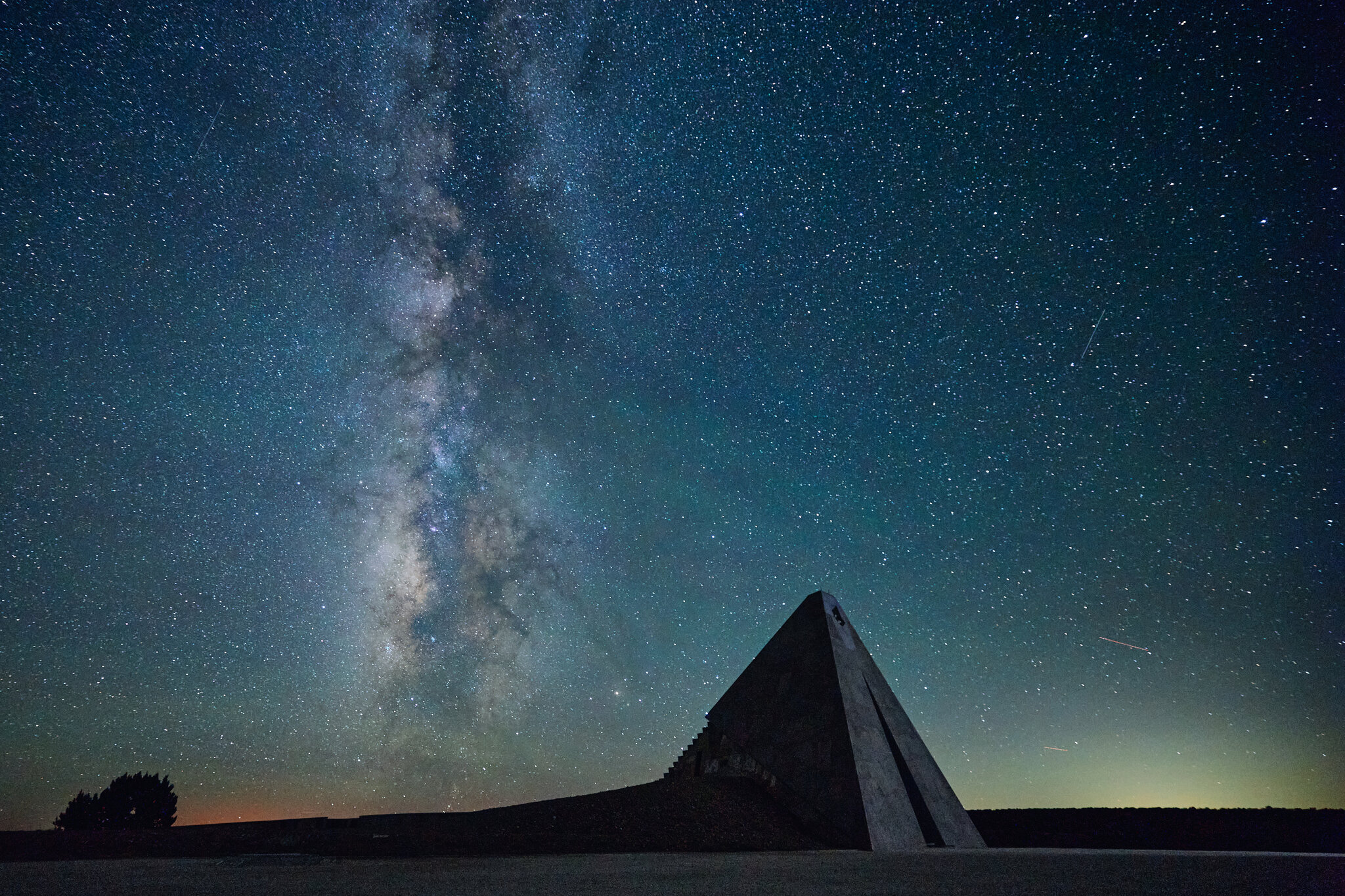 He’s the Last Great Land Artist You’ve Never Heard of