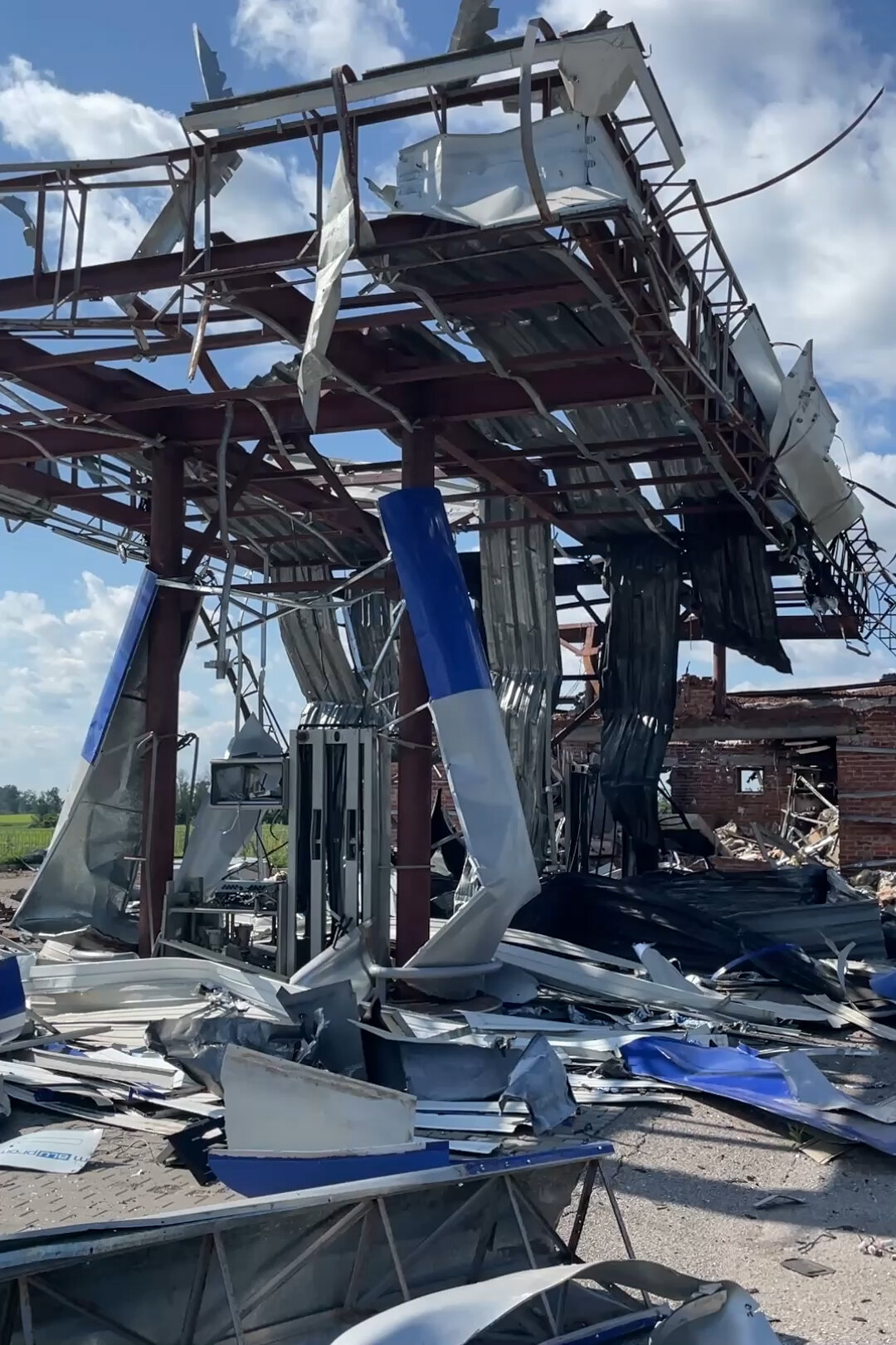 Russia Turns Ukraine’s Gas Stations From Social Hubs Into Deadly Targets