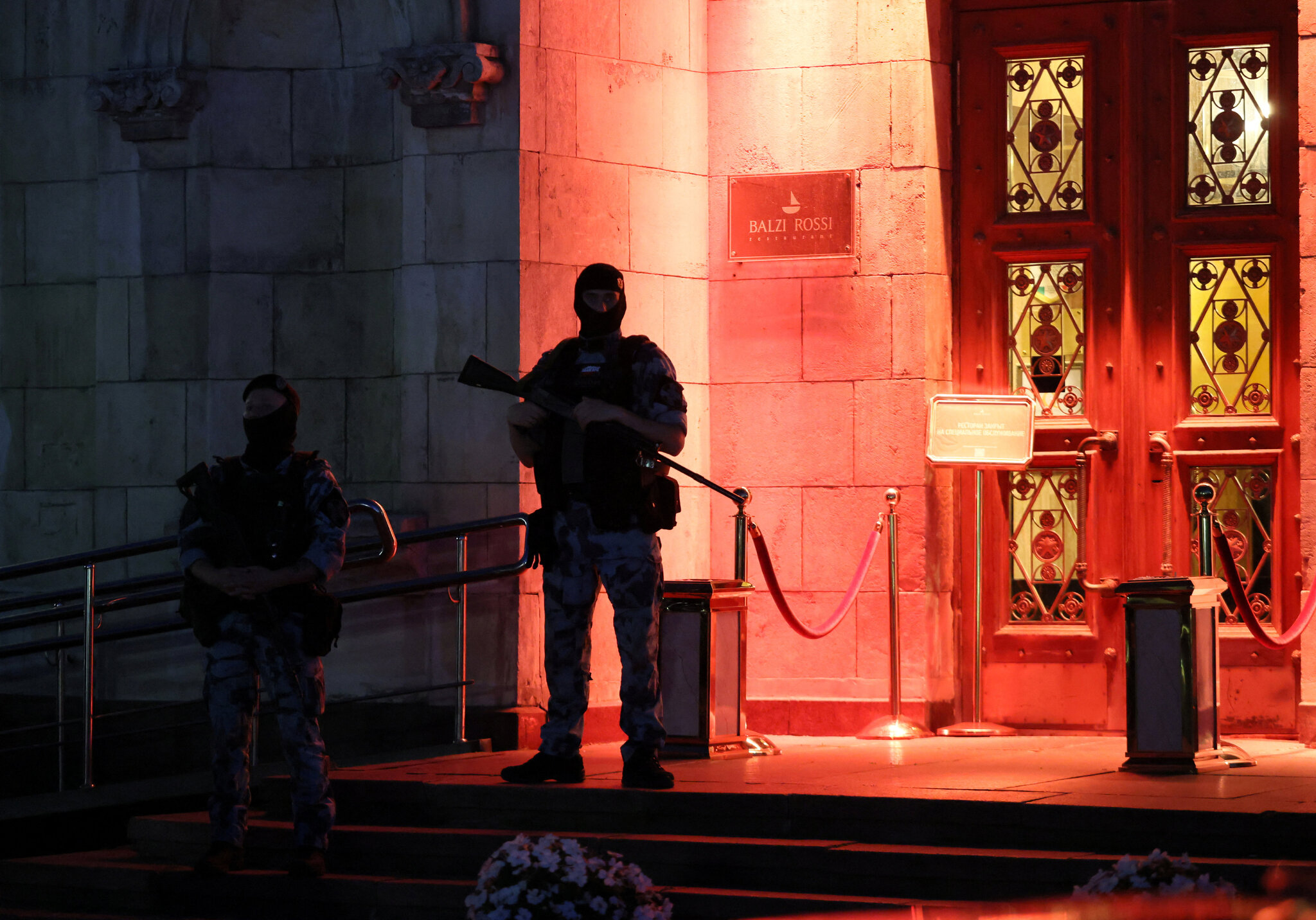 Improvised Bomb Kills 3 at an Upscale Moscow Restaurant