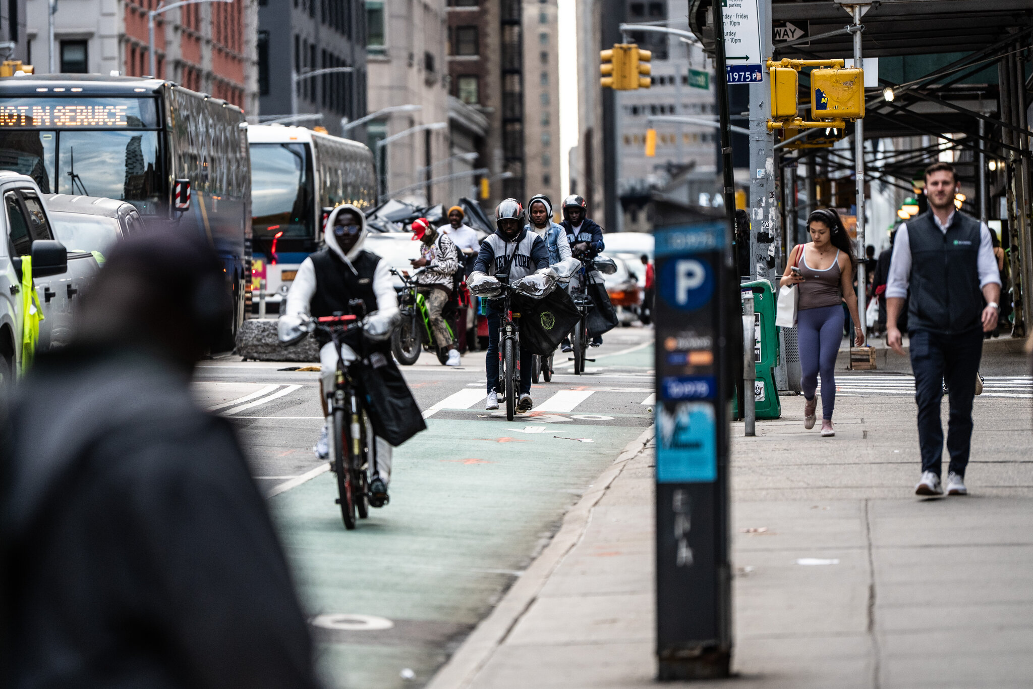 After Deadly E-Bike Crashes, N.Y. Lawmakers Consider Crackdown