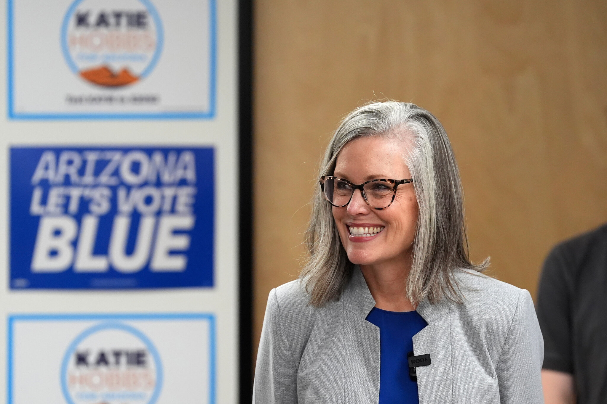 Arizona’s Democratic Governor Set to Pick a Republican Running Mate