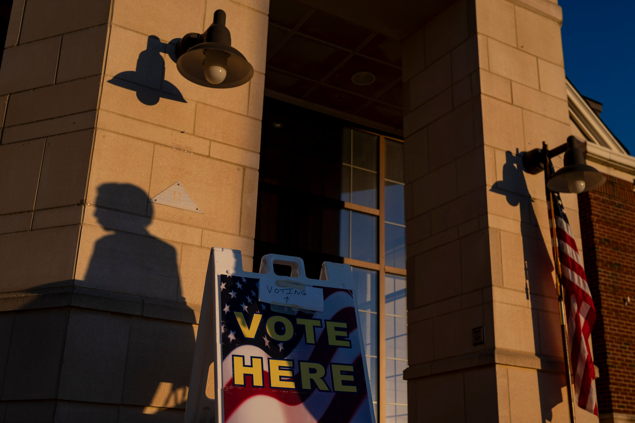 Voter-Registration Error Could Cost Immigrants a Shot at a Green Card