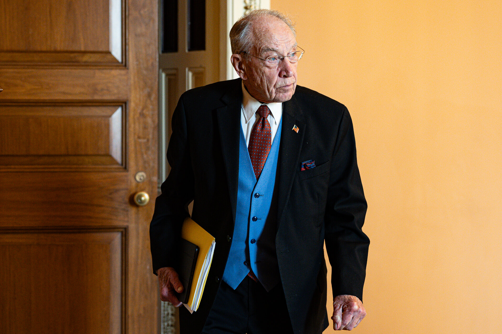 Beth, the Beloved Vacuum of a 92-Year-Old Iowa Senator, Has Died