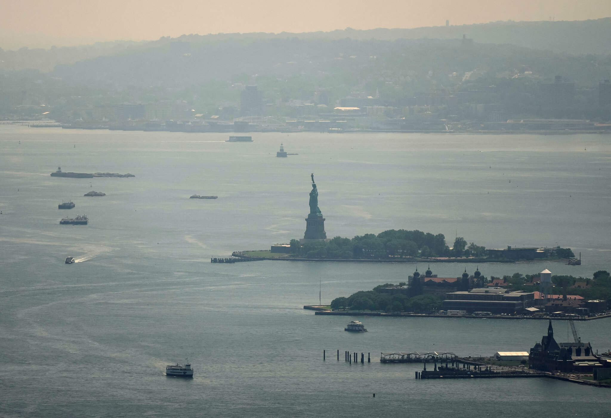 Mother and Daughter Die After Boat Overturns in New York Harbor