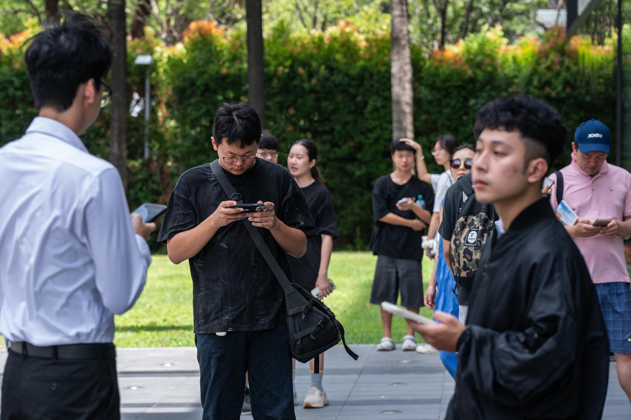 Taiwan Gingerly Tests How It Would Cope if China Choked Its Internet