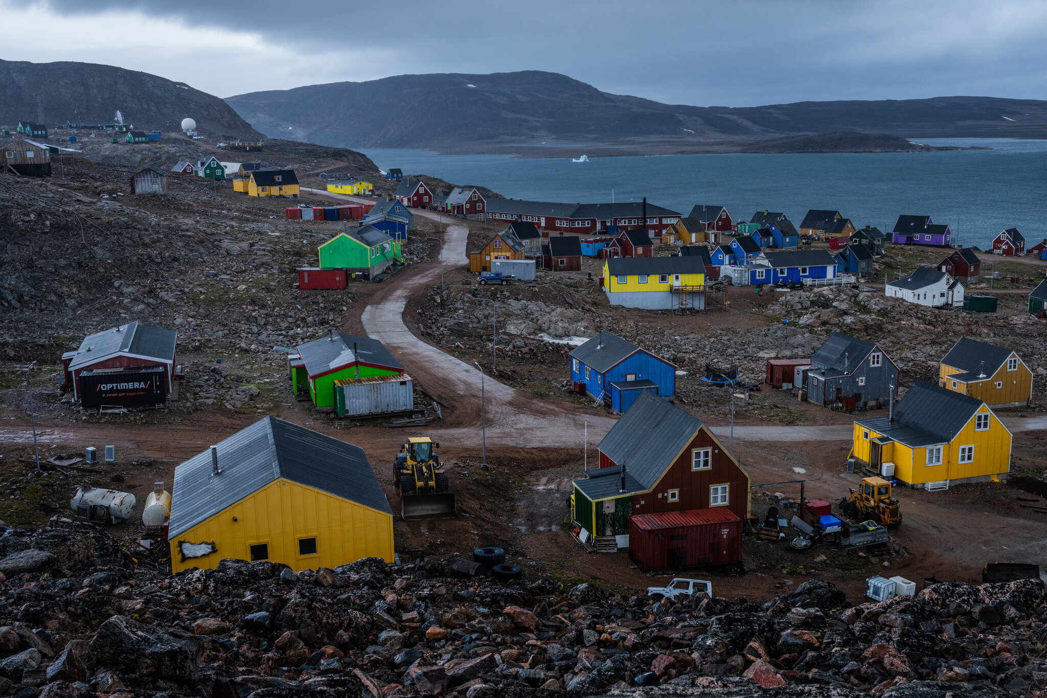 Oil, Hunters and Dr. Phil: How a Longshot Project Is Shaking Up Greenland